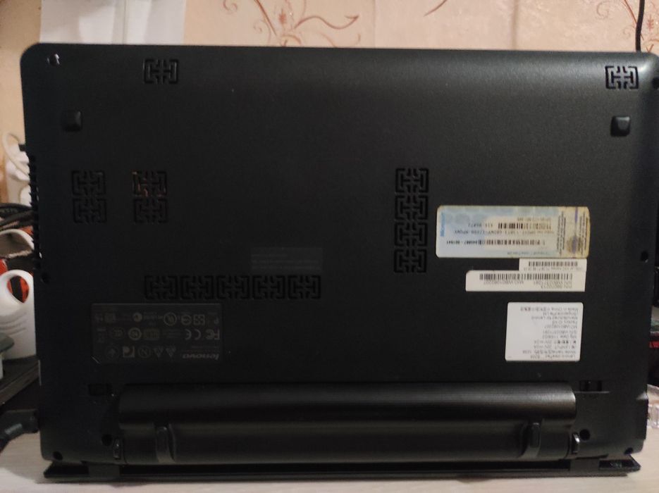 Продается нетбук Lenovo