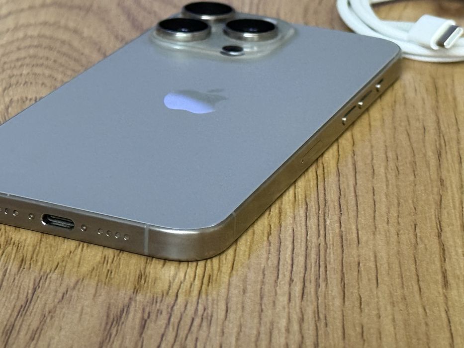 Бартер iPhone 15 Pro max 256gb 92% natural