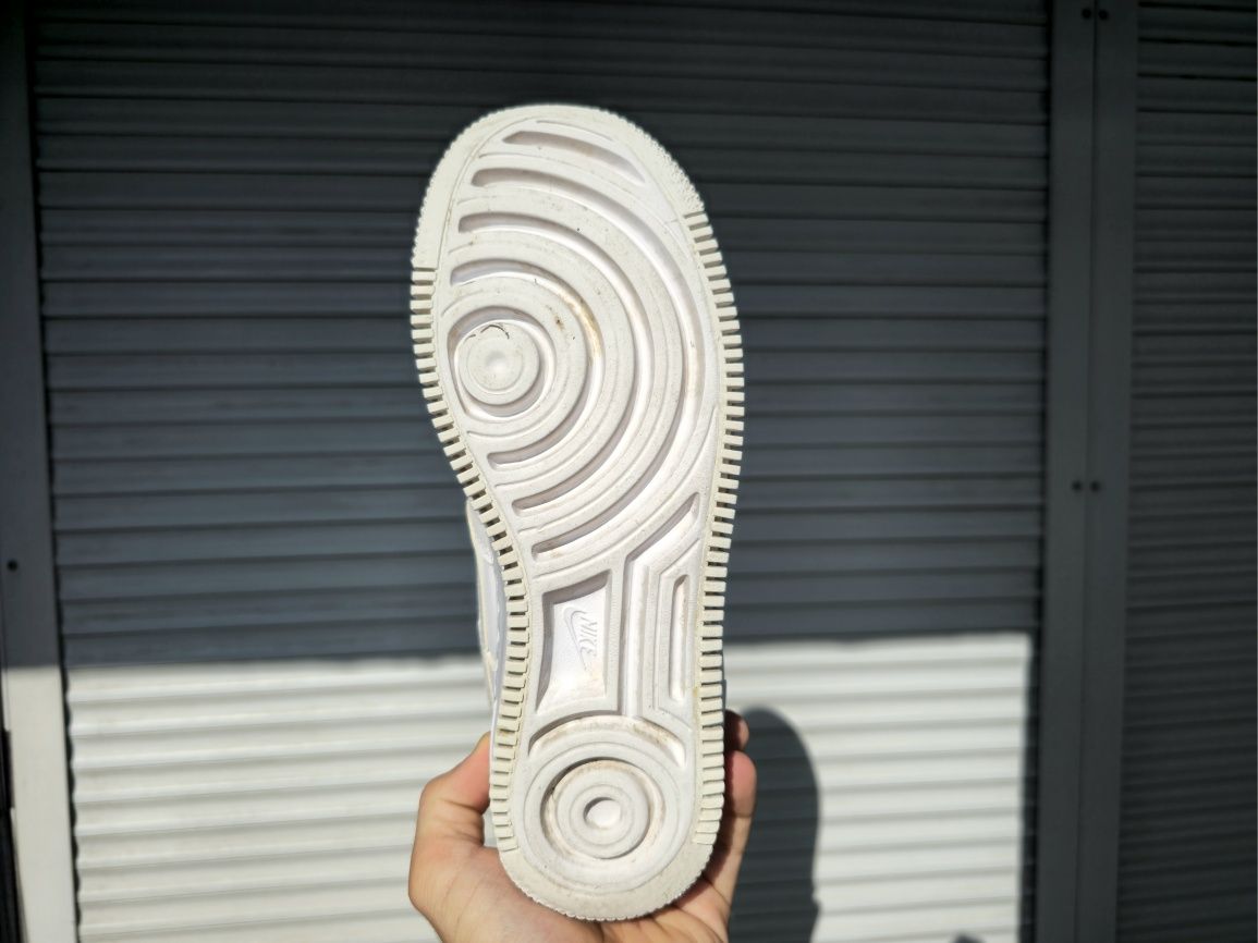 Нови дамски маратонки Nike Air Force 1 Shadow - Бели