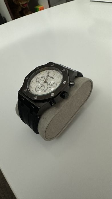 Ceas pintime design panda alb-negru inspirat r oak