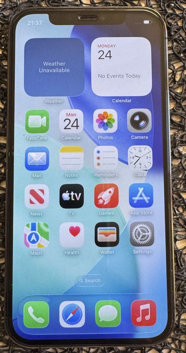 IPhone  12 pro Graphite пълен комплект/95%батерия/като нов