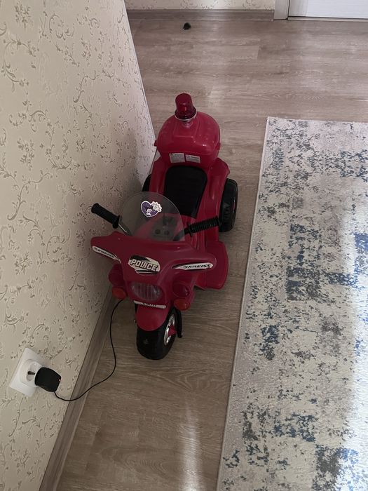 Трехколесный мотоцикл