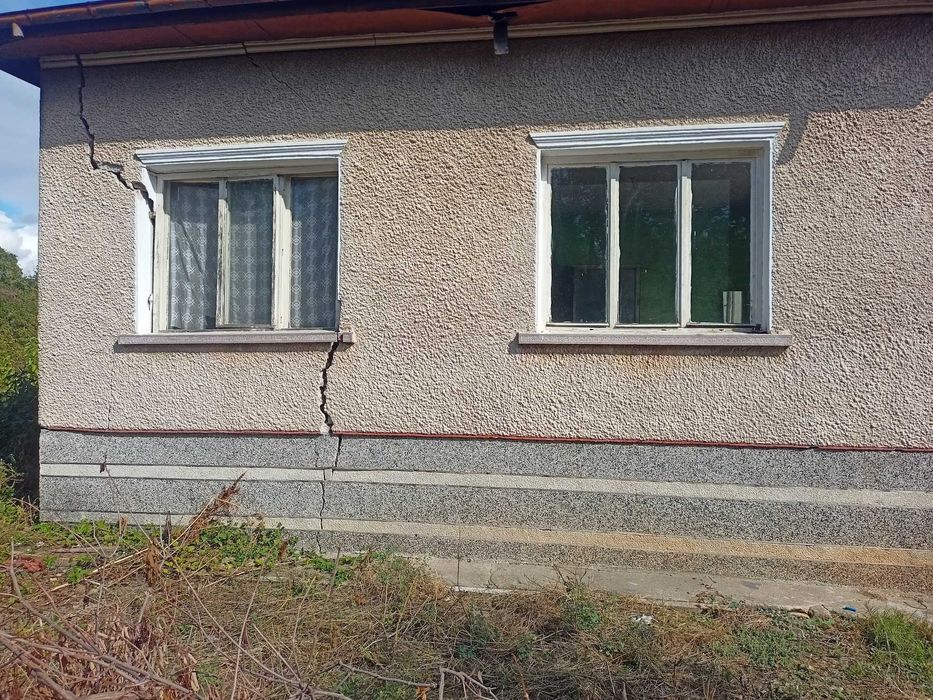 Продава се  къща