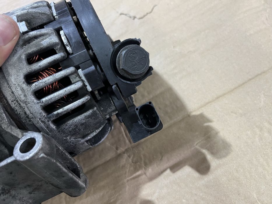 Генератор за BMW E46 316 / 318 (N42)