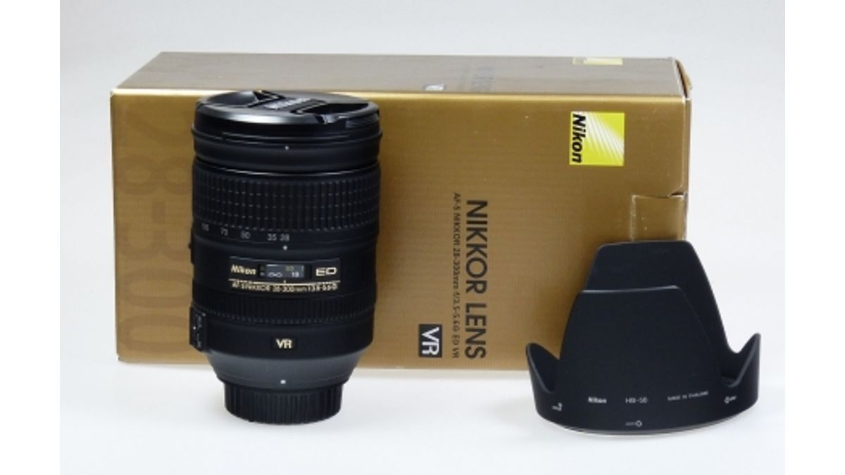 Obiectiv Nikon EF 28-300mm f/3.5-5.6G ED VR,sigilat