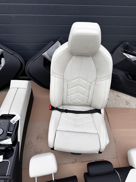 Interior BMW seria 5 G60 impecabil piele ,harman karfon