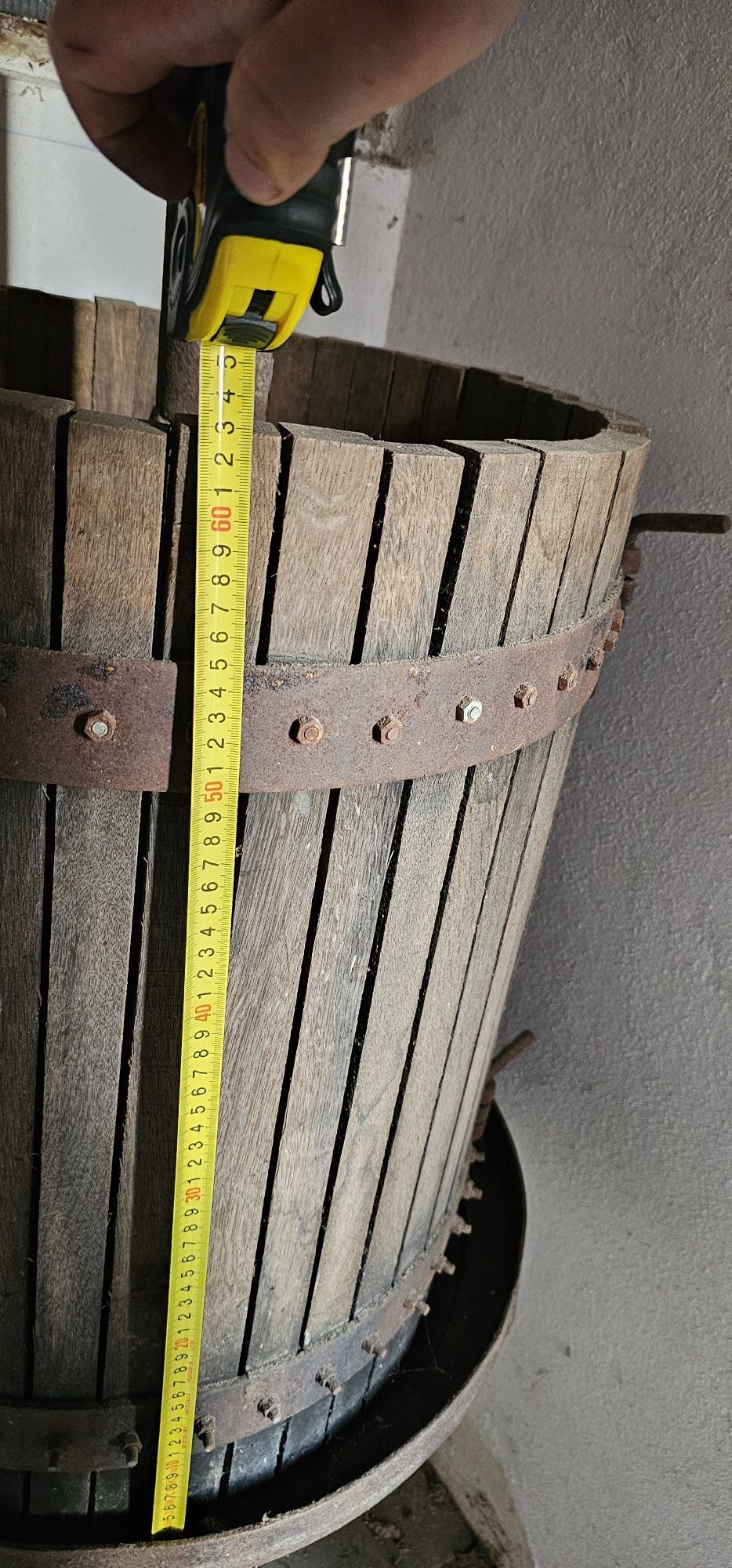 Teasc struguri / storcător struguri si zdrobitor de struguri