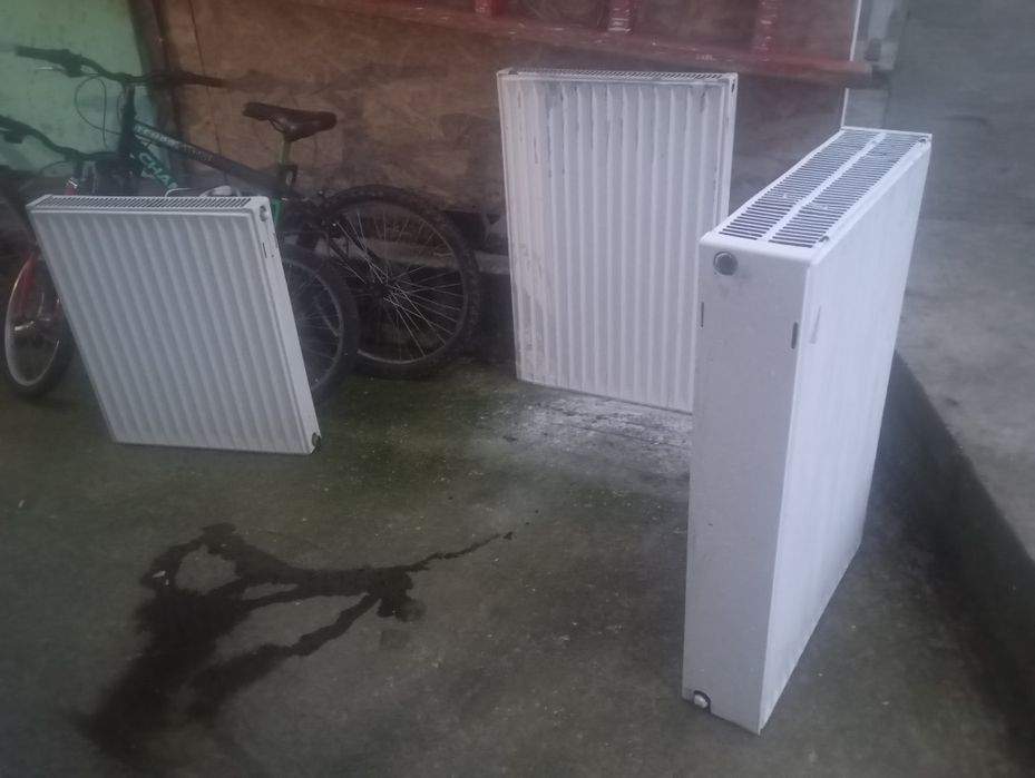 Vînd calorifer 3 buc