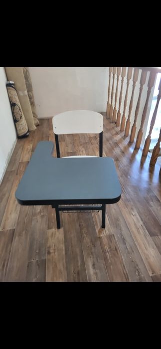 Парта детская для начинающих классов