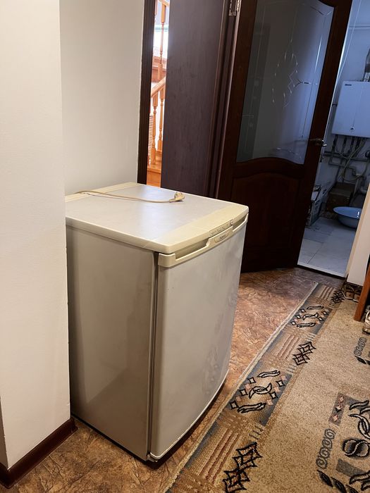 Морозильник Бирюса