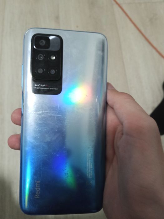 Продаю телефон редми 10