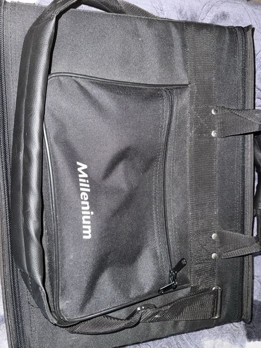 Vand sau Schimb Sistem  wireless microfon instrument SHURE UR4