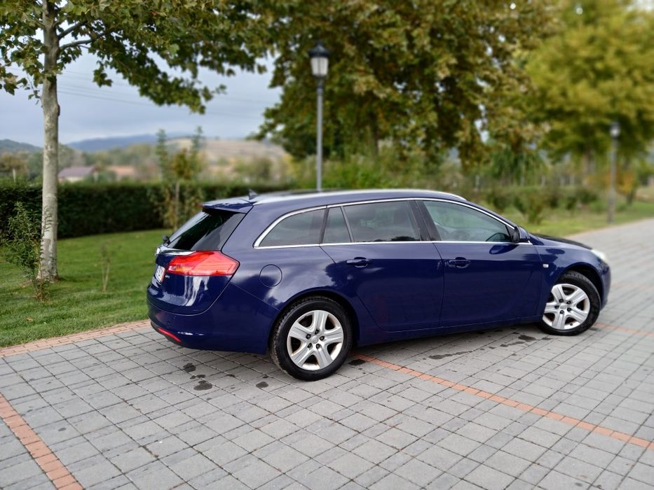 Opel Insignia 1.9 Diesel variante auto

Model 2012

Excepționala :cu m