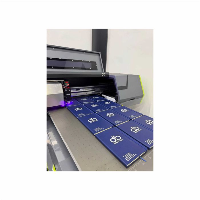 ЛОГО тушириб бериш УФ UV logo pechat DTF визитка бейджи