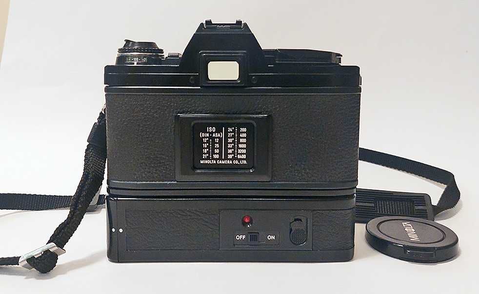 MINOLTA Х-300 - филмова камера