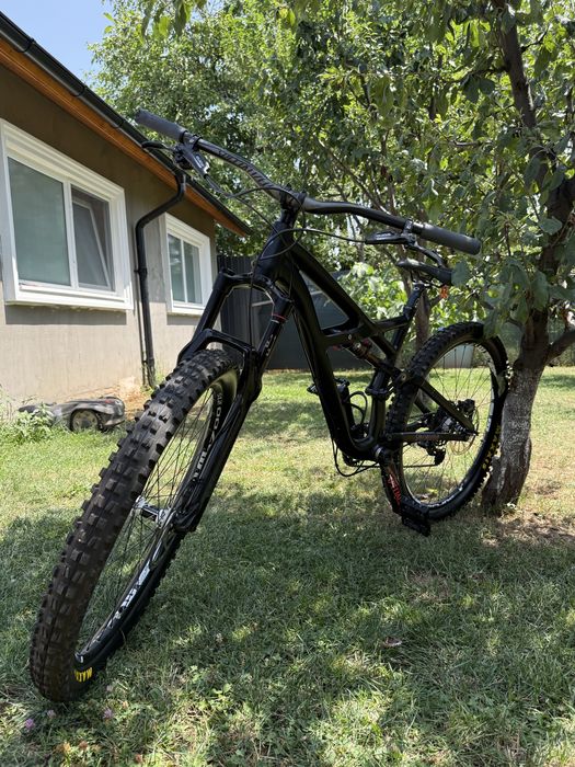 Bicicleta full suspension Specialized Eduro
