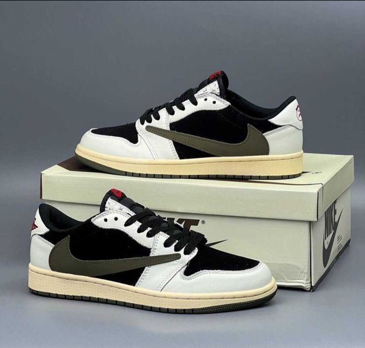 Travis Scott x Nike Air Jordan 1 Low Medium Olive