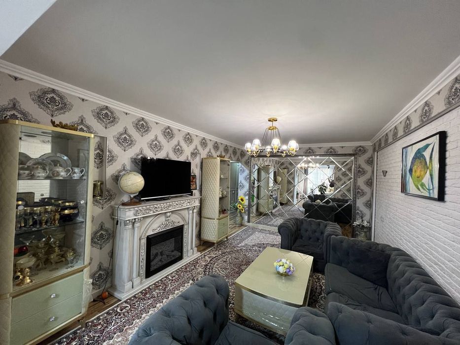 Продаётся Квартира 3в4/4/4 на Ц-2 Алайский Ор-р 17 школа