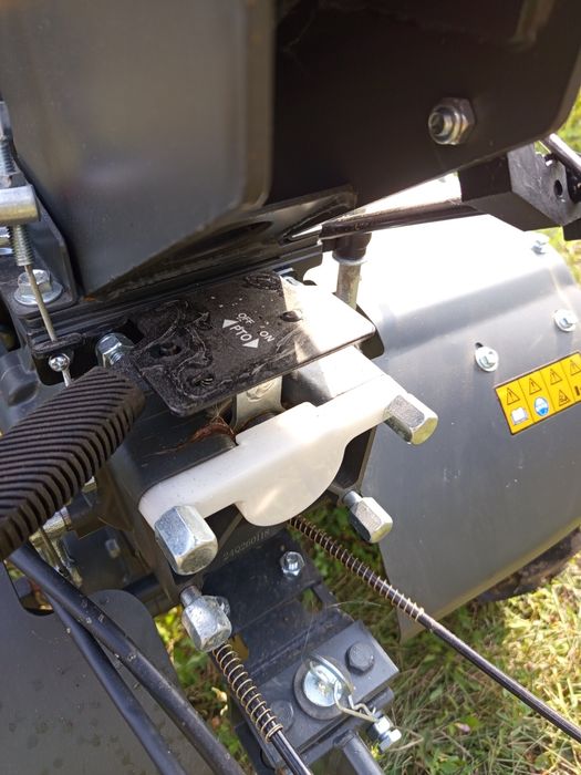 Vând motocultor Diesel