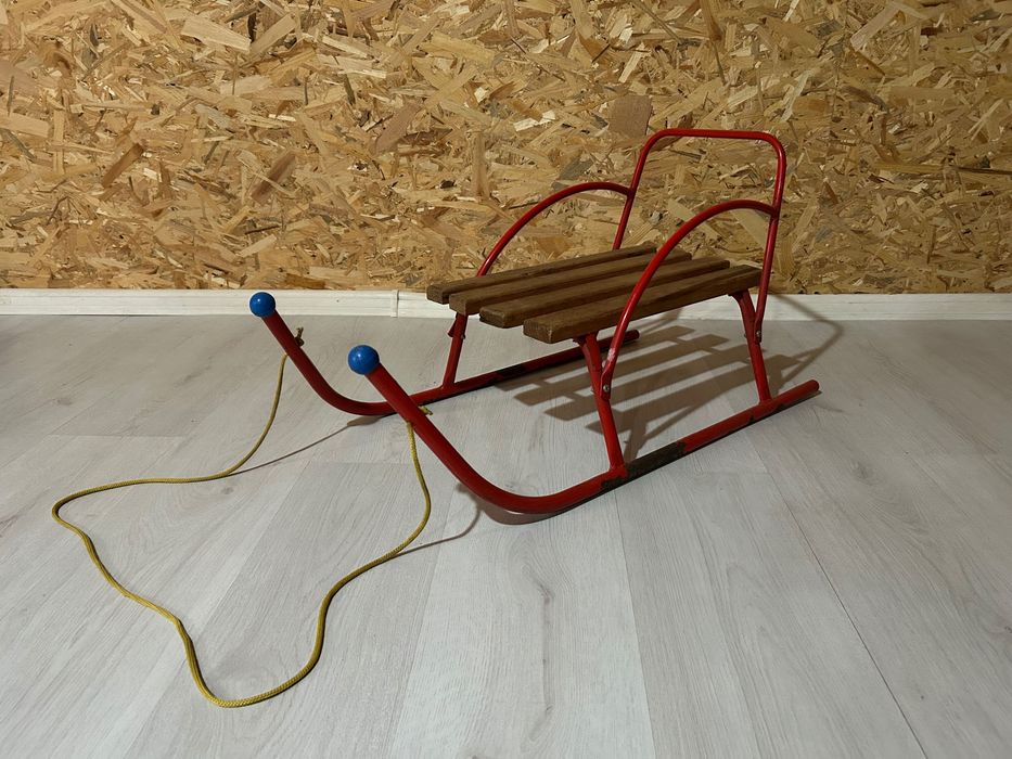 Детска метална шейна