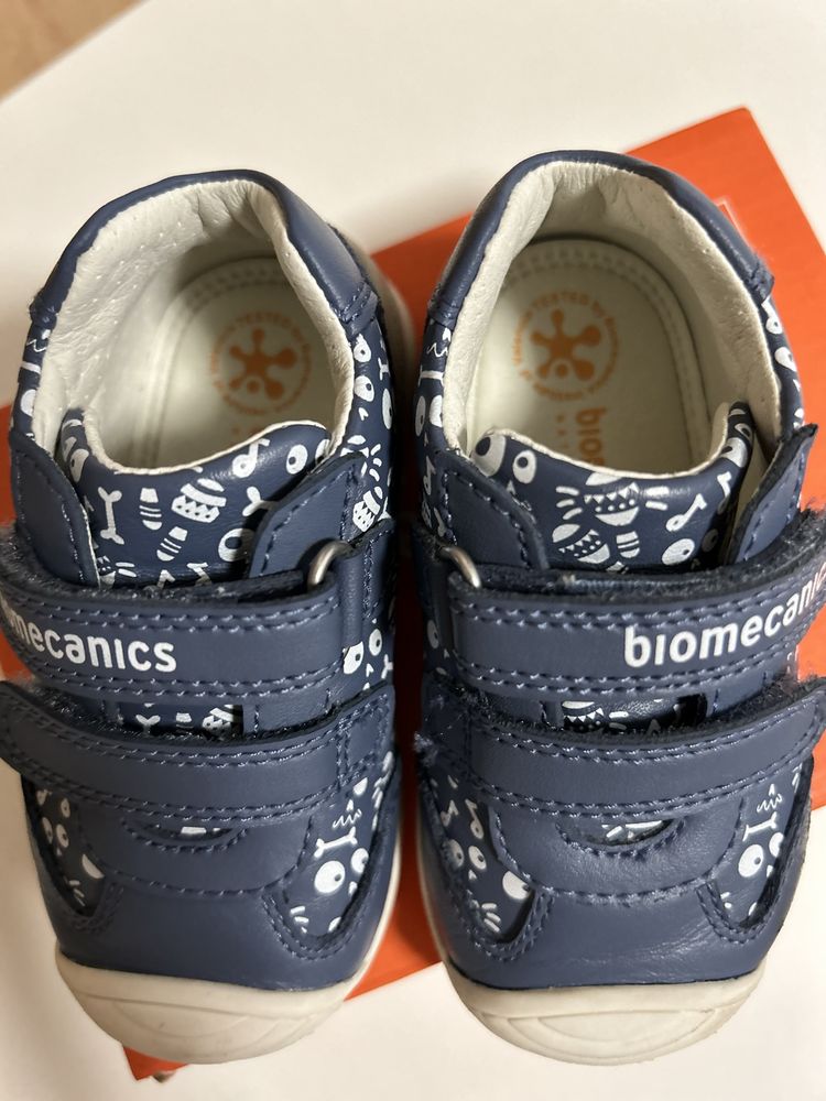 Pantofi Biomecanics primii pasi 21