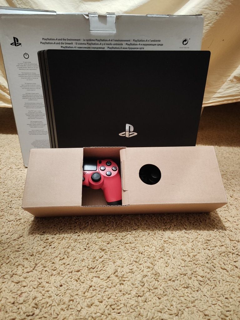 PS4 Pro — Состояние: КАК ИЗ МАГАЗИНА