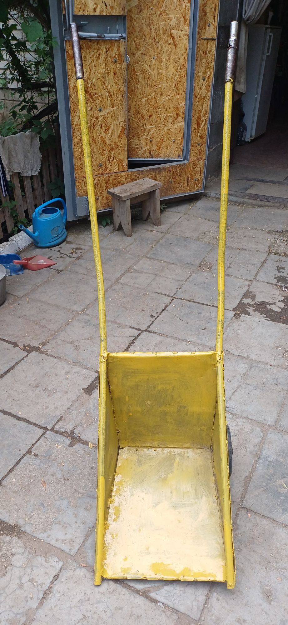 Продам тележку, тачку, удобную