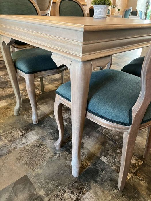 Маса масив светло кафяво