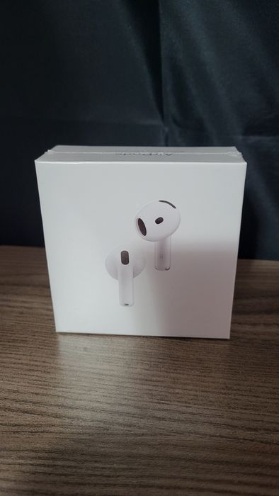 Casti Apple airpods 4 active noise cancelation si garantie activa