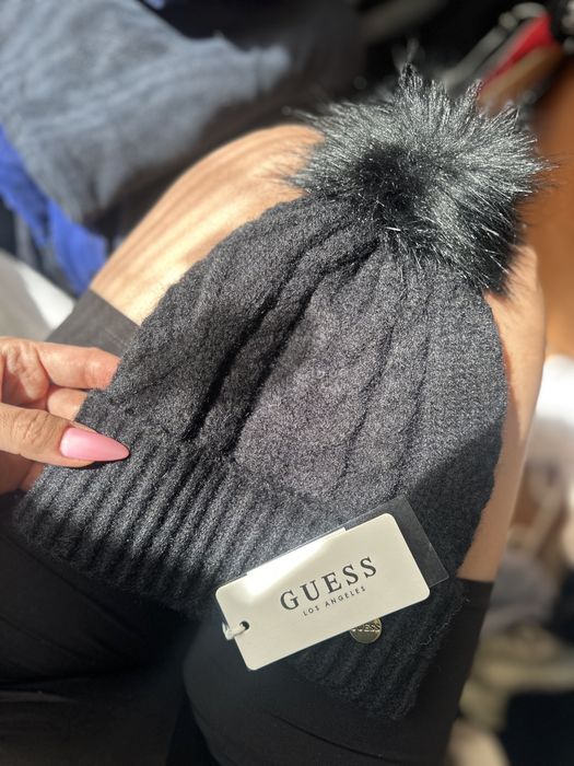 Шапка Guess, Karl Lagerfeld