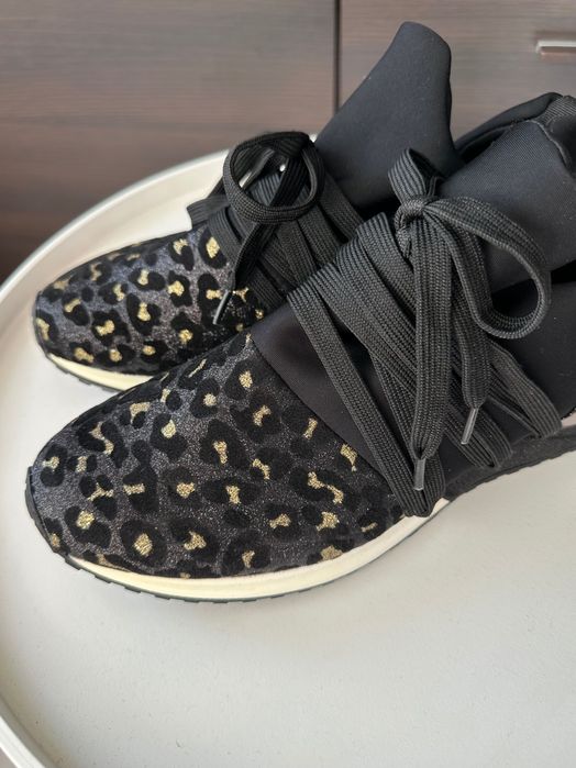 Дамски маратонки, номер 39 НОВИ!