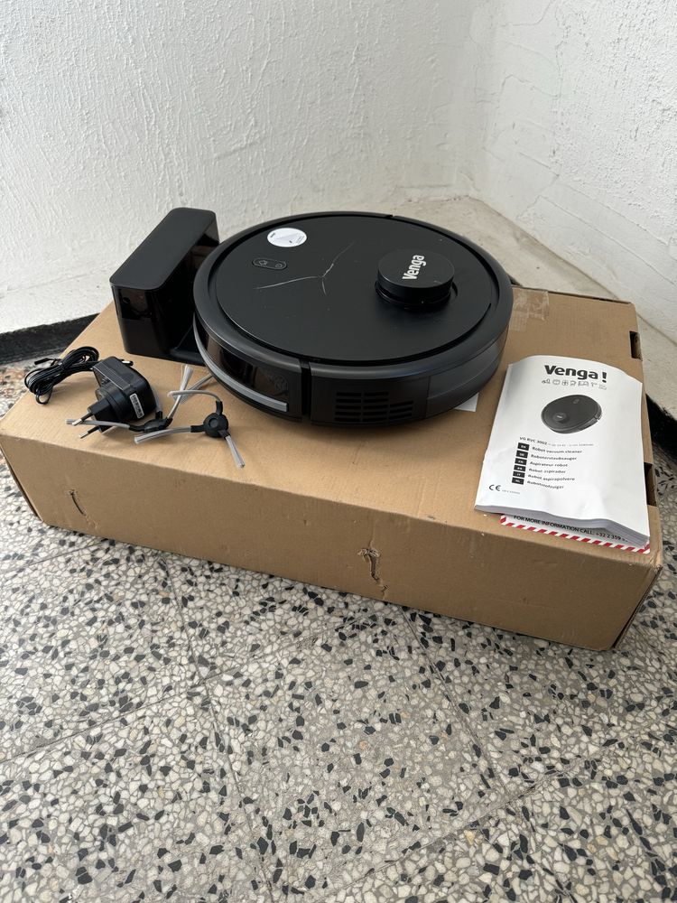 Прахосмукачка Робот Venga RVC 3002 BK, Сухо + Мокро Почистване, WiFi!