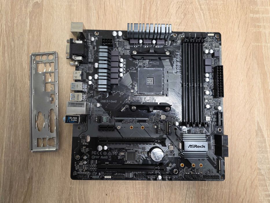 Дънна Платка Astock B450m Pro4