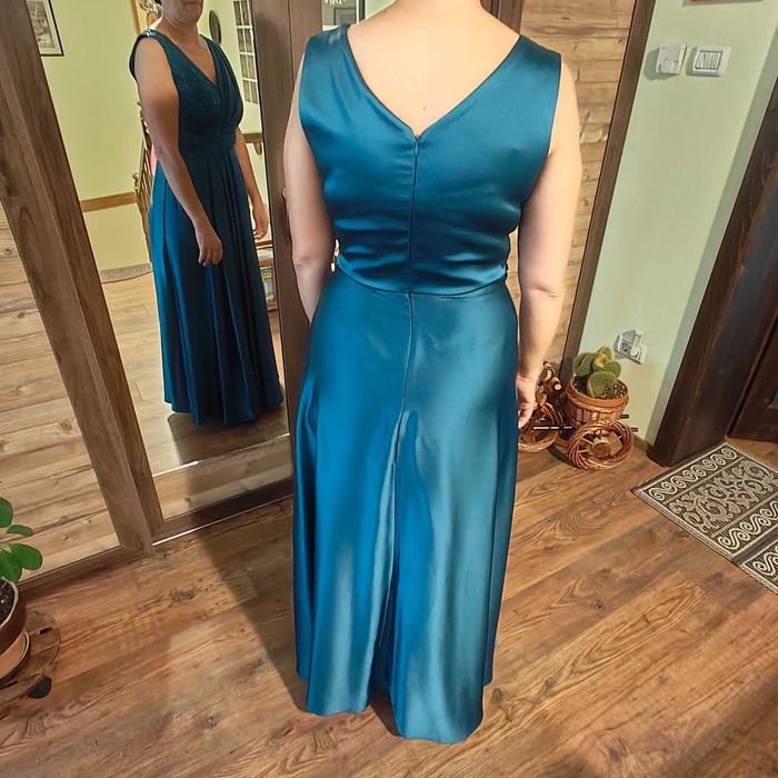 Vand rochie de seara