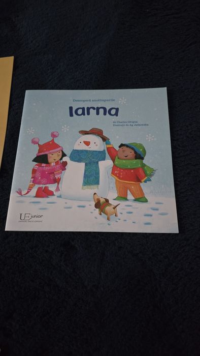 Carti anotimp: primvara,vara, toamna si iarna.