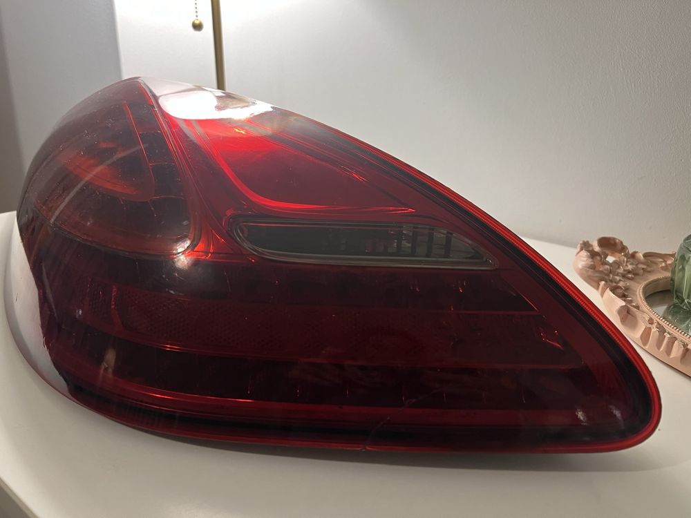 Ляв Стоп Porshe Panamera Turbo