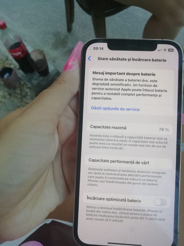 Iphone 12 pro spart pe spate