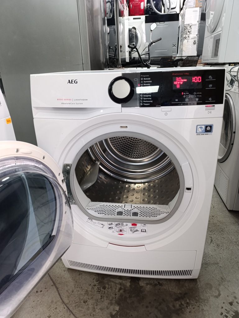 Сушилня AEG 8000 Series Територията 8кг