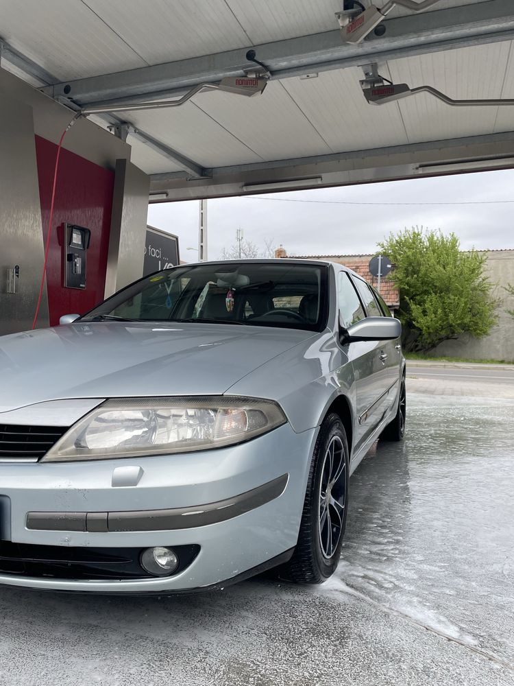 Renault laguna 2 (2002)