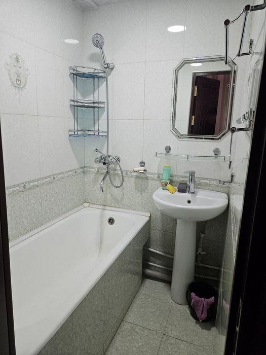 Себзор 22-Мактаб 3.хонали Квартира сотилади