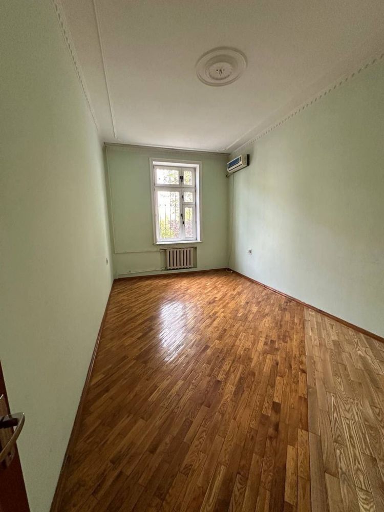 Квартира 160м2 продаётся на м. Ойбек Народное название дома Попугайчик