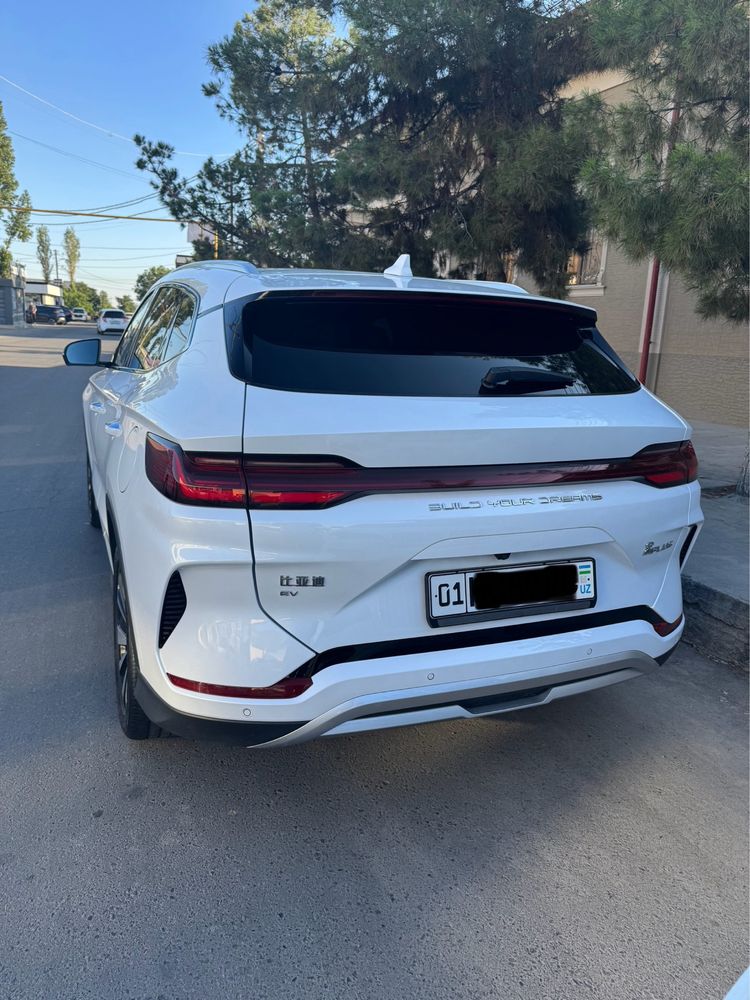BYD Champion 605 km