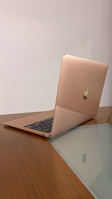MacBook Air 2020 Rose Gold