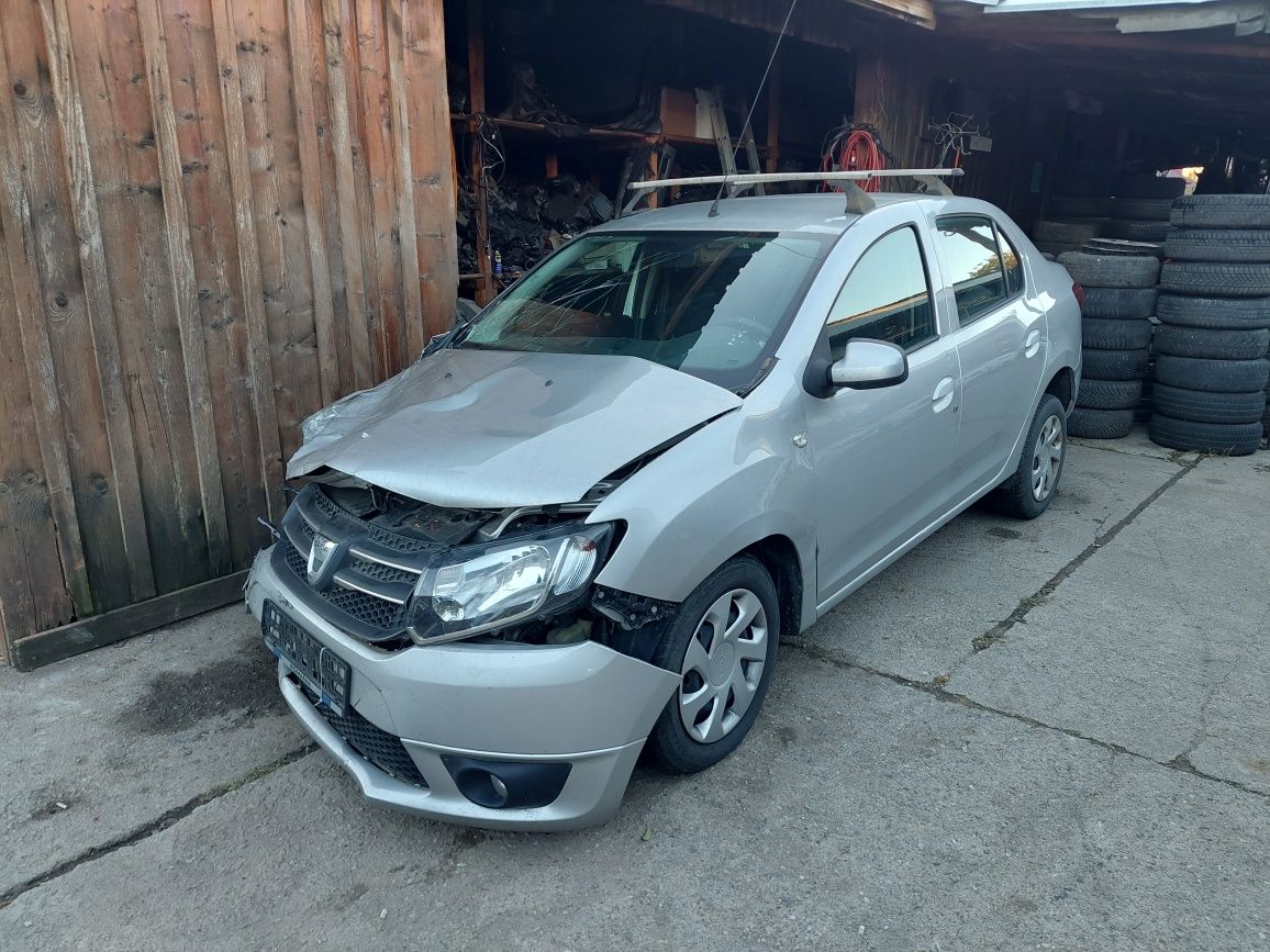 Dezmembrez Dacia logan 2016 cu 40.000 km