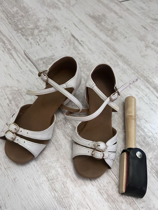 Туфли детские для танцев