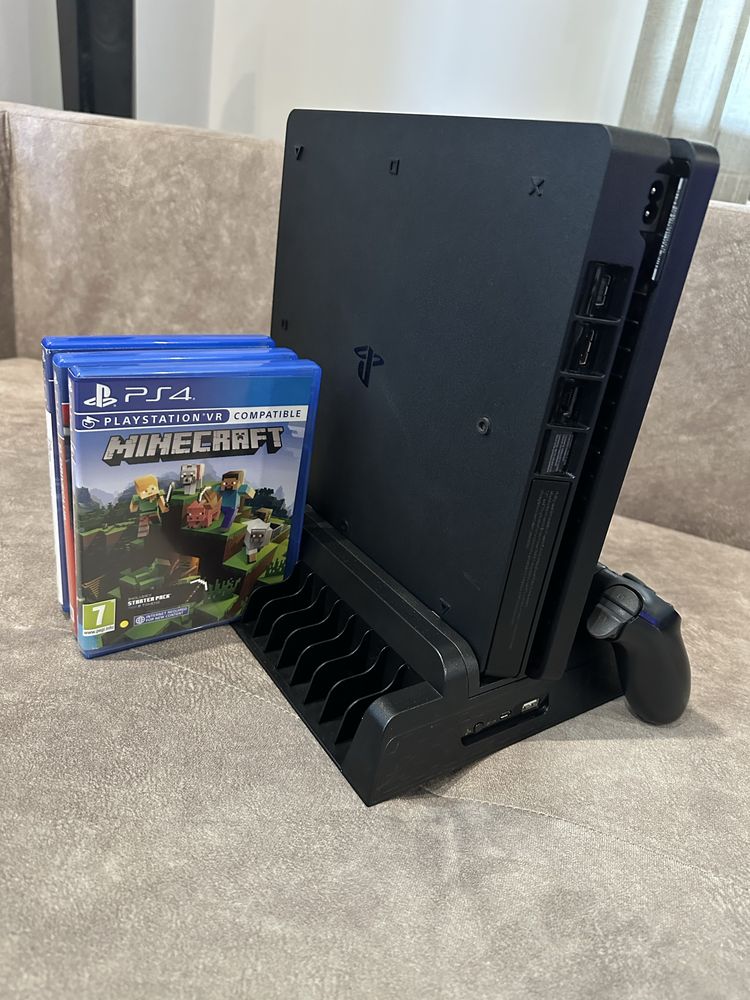 PlayStation 4 slim 1 TB