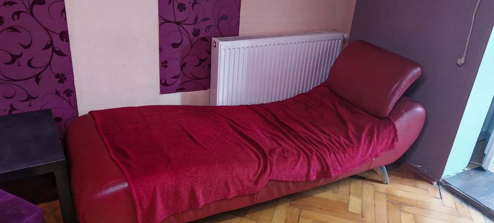 Canapea divan piele roșie