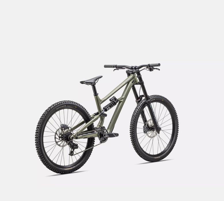 Vând bicicletă Specialized Demo 8 (mărimea S3),folosita o singura data