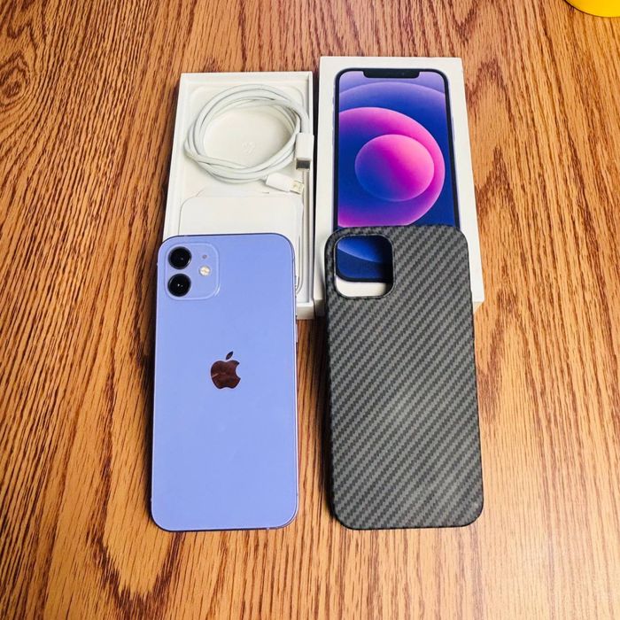 Iphone 12 64G в отличном состоянии