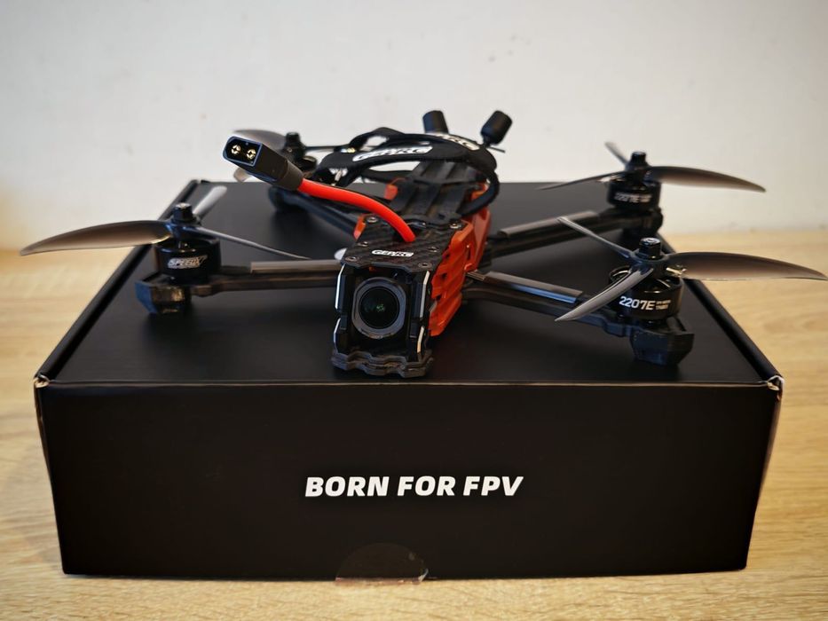 Drona GepRc VAPOR D5